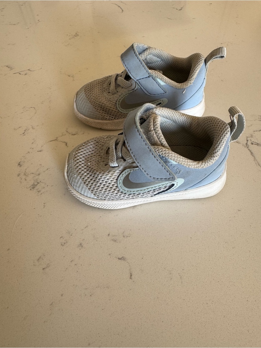 Little girls size 4C Nike shoes